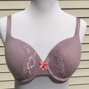 Victoria’s Secret lined perfect shape bra 34d